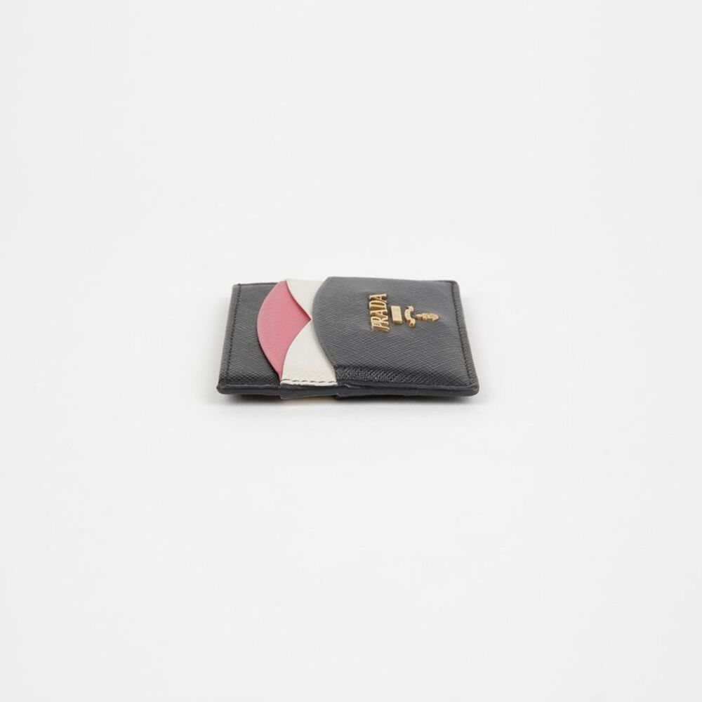Simple Card Holder - Picture 4 of 10